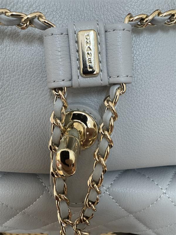 2026127213718749 750